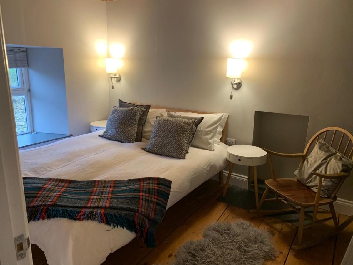 Min-Y-Fford Sleeps 6 Plus Pet Newport  Extérieur photo